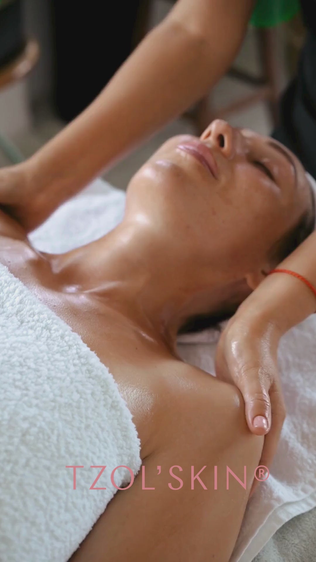 Lifting & Firming Caviar Skin Facial